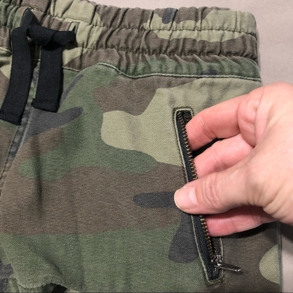 ARITZIA TNA Alva Camouflage Short - Picture 3 of 6